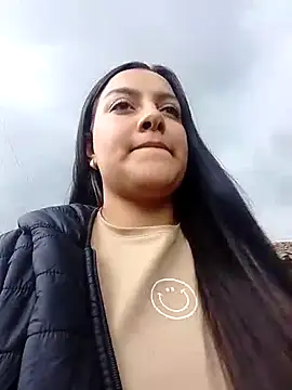 Snapshot of Sexy_Nayra_outdoors chatting on October 13, 5:58 pm Sexy Nayra outdoors online show from October 13, 5:58 pm