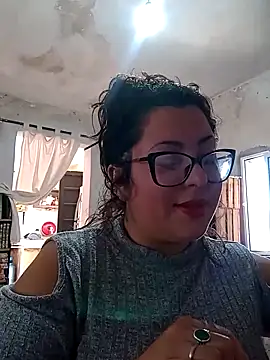 Snapshot of PutaAma420 chatting on October 6, 2:51 pm PutaAma420 online show from October 6, 2:51 pm