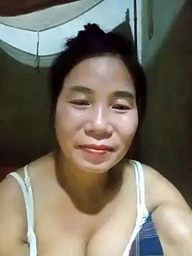 Snapshot of meomeo-baby chatting on October 14, 4:51 pm meomeo-baby online show from October 14, 4:51 pm