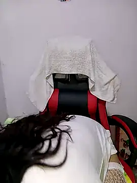 linda swett online show from March 16, 2:10 pm