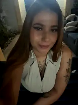 Snapshot of violeticafox chatting on November 8, 5:55 am violeticafox online show from November 8, 5:55 am