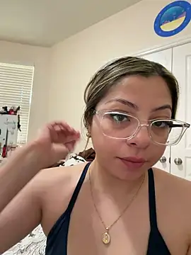 Snapshot of bunnygorl12 chatting on June 12, 7:11 pm bunnygorl12 online show from June 12, 7:11 pm