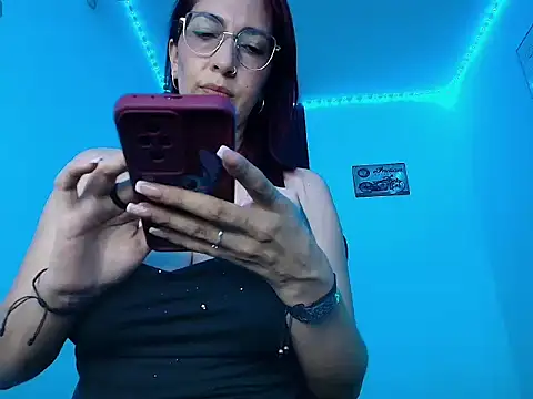 Angel blackhot online show from June 2, 10:32 pm
