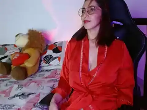 Snapshot of Angel_blackhot chatting on October 26, 12:00 am Angel blackhot online show from October 26, 12:00 am