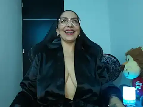 Angel blackhot online show from April 14, 3:11 am