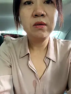 Snapshot of siru-love chatting on October 13, 6:59 am siru-love online show from October 13, 6:59 am