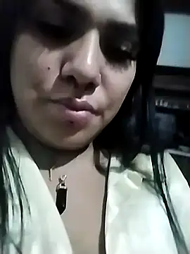 RobertaxGutierrez online show from October 7, 4:13 am