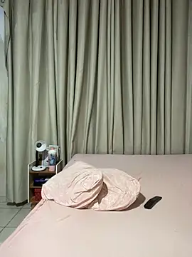 Livpoppe online show from March 30, 11:39 pm