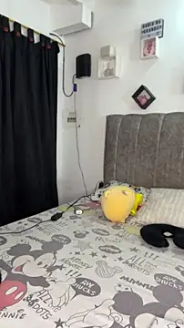 Snapshot of cherub_ chatting on July 5, 9:38 am cherub online show from July 5, 9:38 am