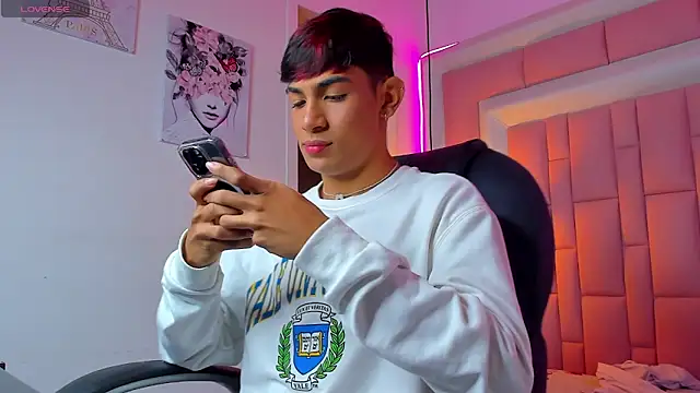 cherub  online show from December 17, 4:06 am