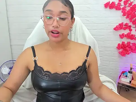 Snapshot of Keilasex_01 chatting on October 2, 5:11 am Keilasex 01 online show from October 2, 5:11 am