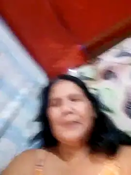 Snapshot of milagrose_rose chatting on October 1, 5:34 am milagrose rose online show from October 1, 5:34 am