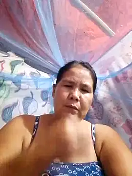 Snapshot of milagrose_rose chatting on October 14, 11:55 am milagrose rose online show from October 14, 11:55 am
