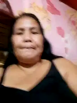 Snapshot of milagrose_rose chatting on October 18, 11:07 pm milagrose rose online show from October 18, 11:07 pm