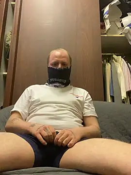 Littleboy133 online show from January 18, 7:34 am