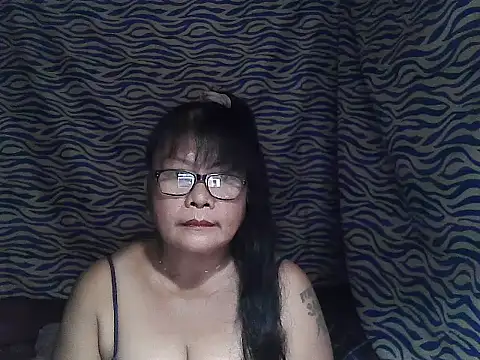 Snapshot of joy_cute chatting on November 30, 11:27 pm joy cute online show from November 30, 11:27 pm