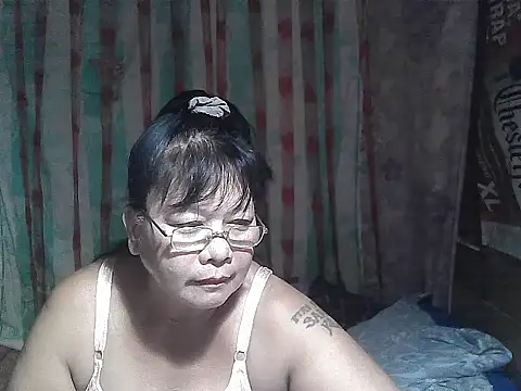 joy cute online show from April 4, 11:55 pm