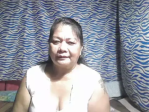 Snapshot of joy_cute chatting on October 25, 11:05 pm joy cute online show from October 25, 11:05 pm