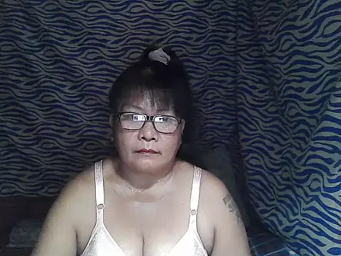 Snapshot of joy_cute chatting on December 3, 11:36 pm joy cute online show from December 3, 11:36 pm