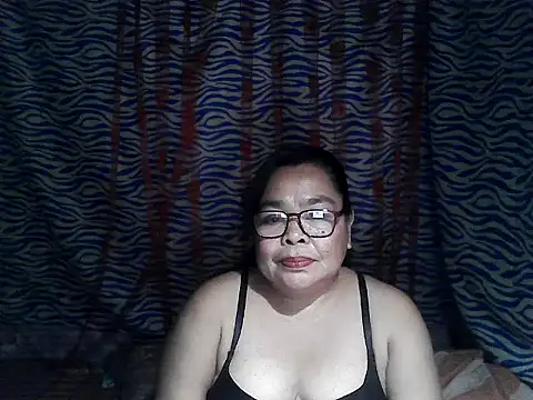 cris tita online show from March 1, 1:00 pm