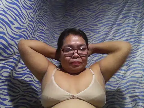 cris tita online show from June 26, 2:12 pm