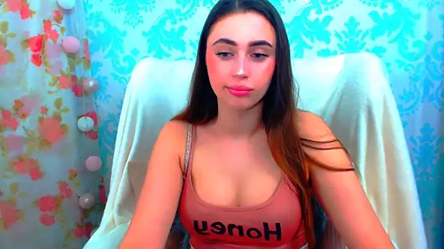 OliviAngel online show from November 19, 8:31 pm