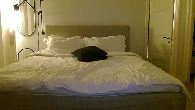 Italoalpha online show from February 4, 8:37 pm