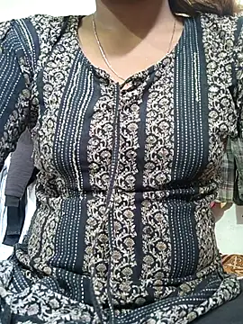 Hotty ruvi online show from November 5, 8:06 am