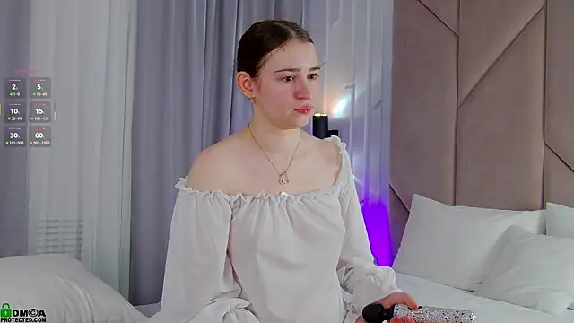 Snapshot of AnnaNoir chatting on January 11, 2:18 am AnnaNoir online show from January 11, 2:18 am