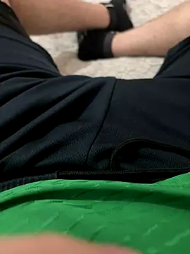 vvUMvv online show from November 22, 7:18 am