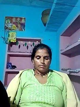 Mohni cute online show from October 31, 4:03 pm