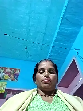 Mohni cute online show from October 28, 1:21 pm