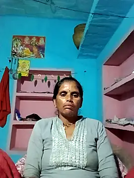 Mohni cute online show from October 29, 3:22 pm