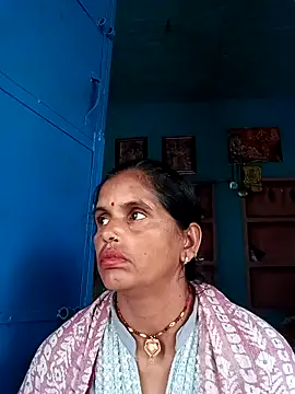 Mohni cute online show from October 31, 3:58 am