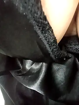 Snapshot of ZingCii chatting on October 29, 5:50 am ZingCii online show from October 29, 5:50 am