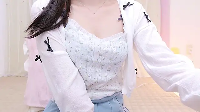 MAYU cha online show from October 3, 11:01 am