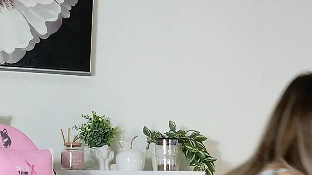 CassieMiles online show from November 13, 4:05 am