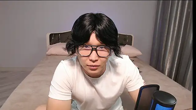Snapshot of KaiChicken chatting on October 8, 9:59 pm KaiChicken online show from October 8, 9:59 pm