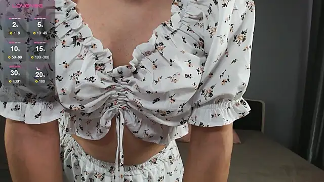 KaiChicken online show from February 19, 8:00 am