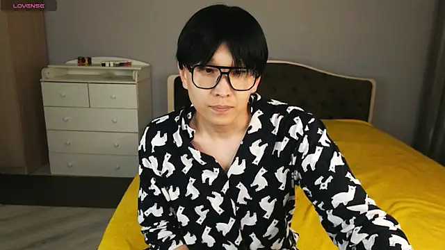 KaiChicken online show from May 15, 6:28 pm
