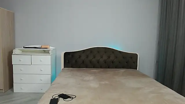 KaiChicken online show from December 21, 12:07 pm