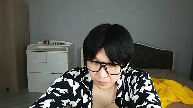 KaiChicken online show from April 5, 8:48 pm