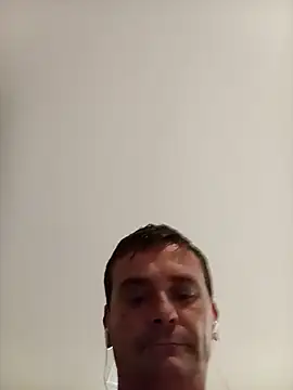 Snapshot of Rudiesny chatting on February 28, 10:53 pm Rudiesny online show from February 28, 10:53 pm