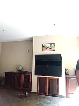 Snapshot of Rudiesny chatting on February 1, 12:58 pm Rudiesny online show from February 1, 12:58 pm