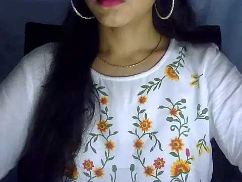 Snapshot of Shazi_1 chatting on May 23, 1:32 pm Shazi 1 online show from May 23, 1:32 pm