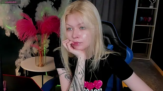 Callista a online show from April 19, 5:52 am