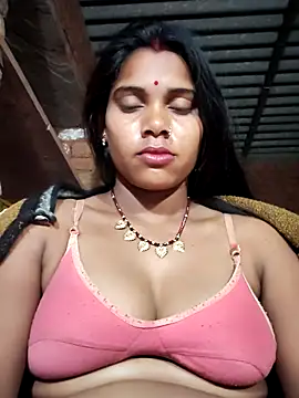 Katrina kaif143 online show from February 21, 10:45 pm