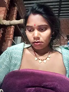 Katrina kaif143 online show from December 19, 10:45 pm