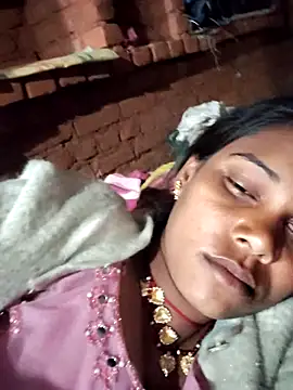 Katrina kaif143 online show from December 17, 3:28 pm