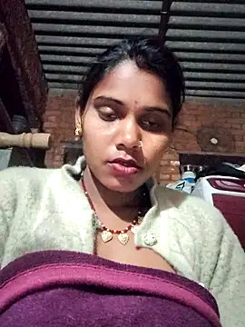 Katrina kaif143 online show from December 20, 11:07 pm